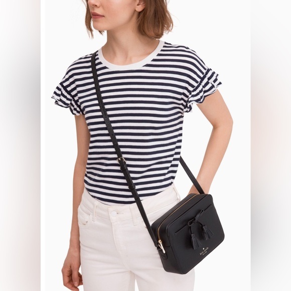 kate spade Handbags - Kate Spade Hayes Camera crossbody bag black pebbled leather